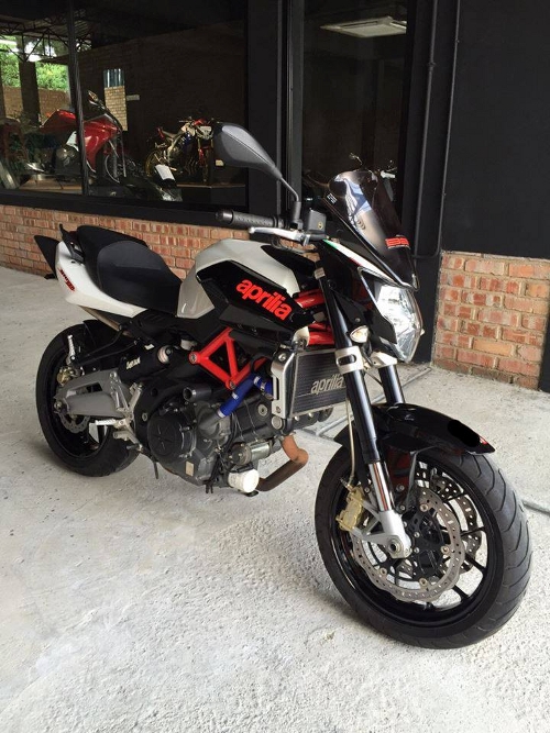 APRILIA SHIVER 750